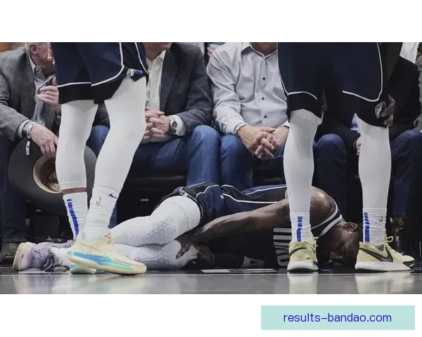 东契奇腿筋拉伤背后责任雷迪克应担主力过度使用他成雷伯杜式悲剧